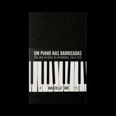 Um piano nas barricadas